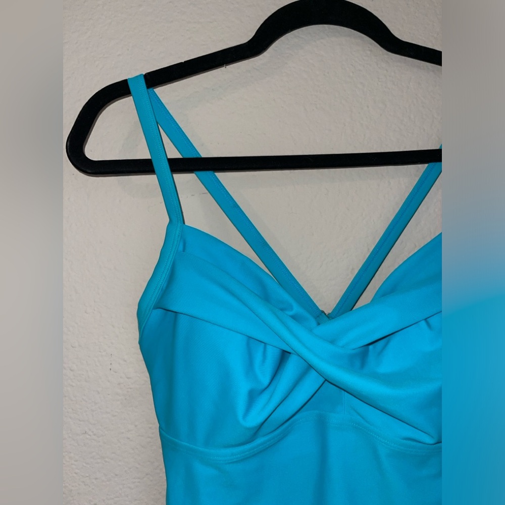 Athleta Tankini top